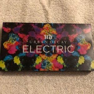 Urban Decay Electric Palette